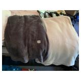 TWO SOFT FULL SZ. BLANKETS BERKSHIRE & LUXURY