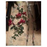 POINSETTIA GARLAND, POINSETTIA PICKS, 2 STRANDS