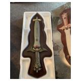 LONG ARM BLADE KNIFE ON BOARD