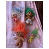 4 TROLL DOLLS AND A UNICORN