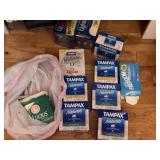 BOXES TAMPONS AND PADS