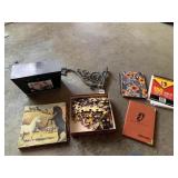 CHILDRENï¿½S PUZZLE AND DECORATIVE METAL WALL MOUNT