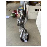 COMPOSITION WOMAN DANCING