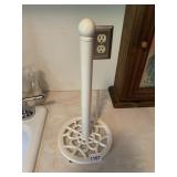 IRON PAPER TOWEL HOLDER