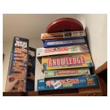 MONOPOLY GAMES, SEVERAL VERSIONS, JENGA, PUZZLE