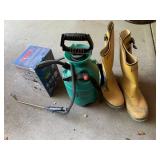 SOLO SPRAYER 2 TOTAL 1 WITH GRASS KILLER IN IT