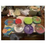 PARTY TIME PLATES, 55 9" SEALED, FISH DECORATIVE