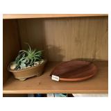 WOOD LEAF PLATE AND ARTIFICIAL SUCCULENT PLANTER