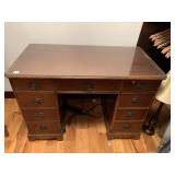 KNEEHOLE DESK WITH CENTER DRAWER AND GLASS TOPPER