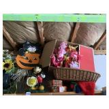 SPRING Dï¿½COR AND MICKEY MOUSE SIGN