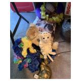 BRASS CAT FIGURE AND FAUX FUR PLAYFUL CAT