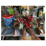 CHRISTMAS Dï¿½COR WENDEL AUGUST PLATE AND STOPPER