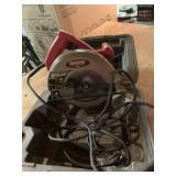 CRAFTSMAN 2 1/4 HP CIRCULAR SAW IN CASE