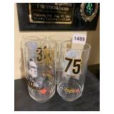 TWO GLASSES EAT N PARK