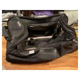 SWISS GEAR DUFFEL BAG