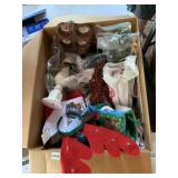 CHRISTMAS DECORATIONS BOX