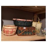 WIRE BASKET, CHRISTMAS COLORED BASKET, VALENTINES