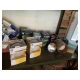 ASSORTED LIGHT BULBS