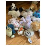 CLUB PENGUIN AND PLUSH ANIMALS