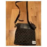 COACH SIGNATURE CROSS BODY PURSE