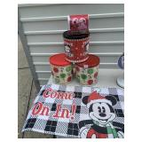 MICKEY MAT, TINS