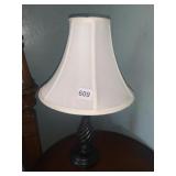 SWIRL CENTER DESIGN LAMP W/ SHADE