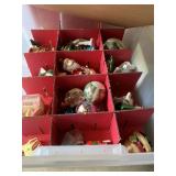 ORNAMENT BOXES IN TOTE