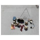 TIN BANK, CARD HOLDING TREE, SANTA