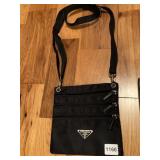 CROSS BODY PURSE (NOT REAL)