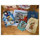 DISNEY MICKEY MOUSE GRAD, GIFT BAGS, DRAW STING