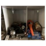 CONTENT OF SHELF AND WAXES