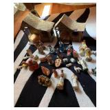 NATIVITY SET W/ FIGURES