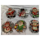 SET OF 6 ORNAMENTS