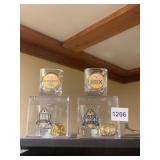 SUPER BOWL GLASSES INCLUDING TWO RINGS