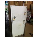 FRIGIDAIRE WHITE FREEZER 6FT HIGH CLEAN INSIDE