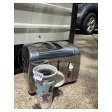 MICKEY MOUSE TOASTER AND MUG