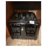 4 SLICE HAMILTON BEACH TOASTER