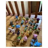 GREAT GROUP OF POKï¿½MON FIGURES 2 MEW, 2 PIKACHU,