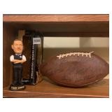 COACH COWER BOBBLE HEAD WITH BOX AND FOOTBALL