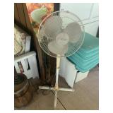 DURACRAFT STANDING FLOOR FAN