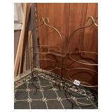2 GOLD TONE METAL PLATE HOLDERS