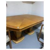 BEAUTIFUL DINING TABLE DOUBLE PEDESTAL 6