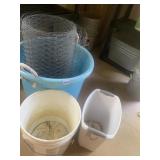 BEVERAGE TUB, CHICKEN WIRE, TRASH CAN, 5-GAL