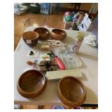 4 WOOD SALAD BOWLS, INTERCHANGING SCREWDRIVER