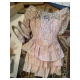 VINTAGE WEDDING DRESS W/ VEIL, VINTAGES DRESSES