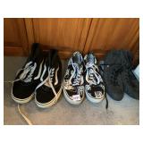 THE WALL VANS SZ. 11 AND CONVERSE SZ. 11 LIKE NEW