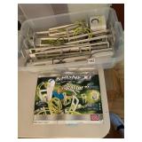 MAGNET ICOASTER IN STORAGE BIN WITH LID