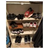 WOMENS SHOES SZ APPROX 8, MICKEY MOUSE, ATHLETIC,