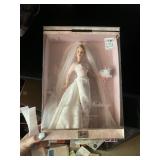 SOPHISTICATED 2002 WEDDING BARBIE IN OB