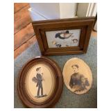 OVAL FRAME PICTURE AND SQ. PRINT